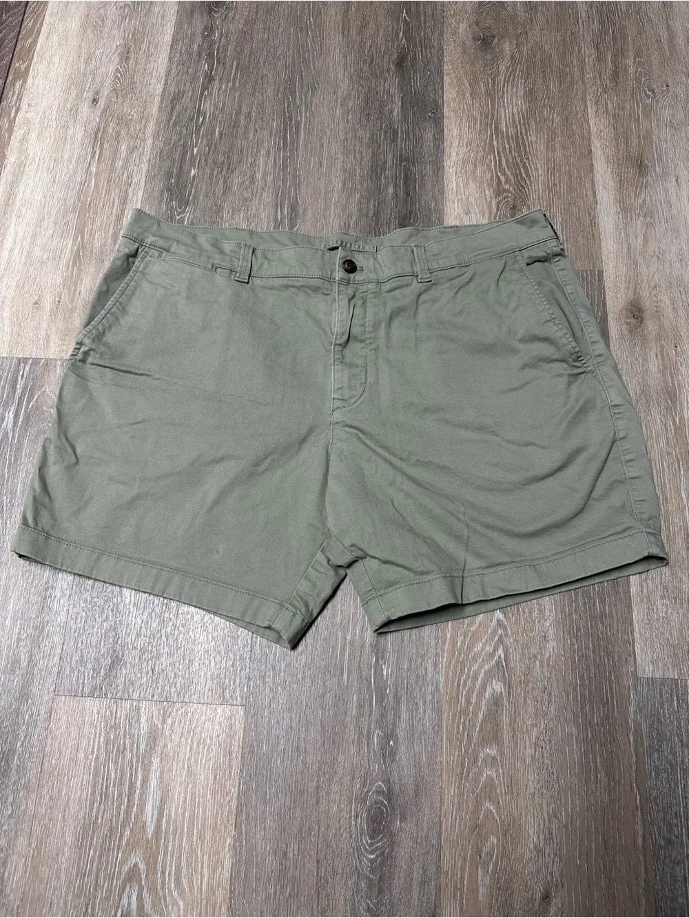 Duck Head Mens 38 Gold School Chino Shorts Olive Shadow Green 6 Inseam